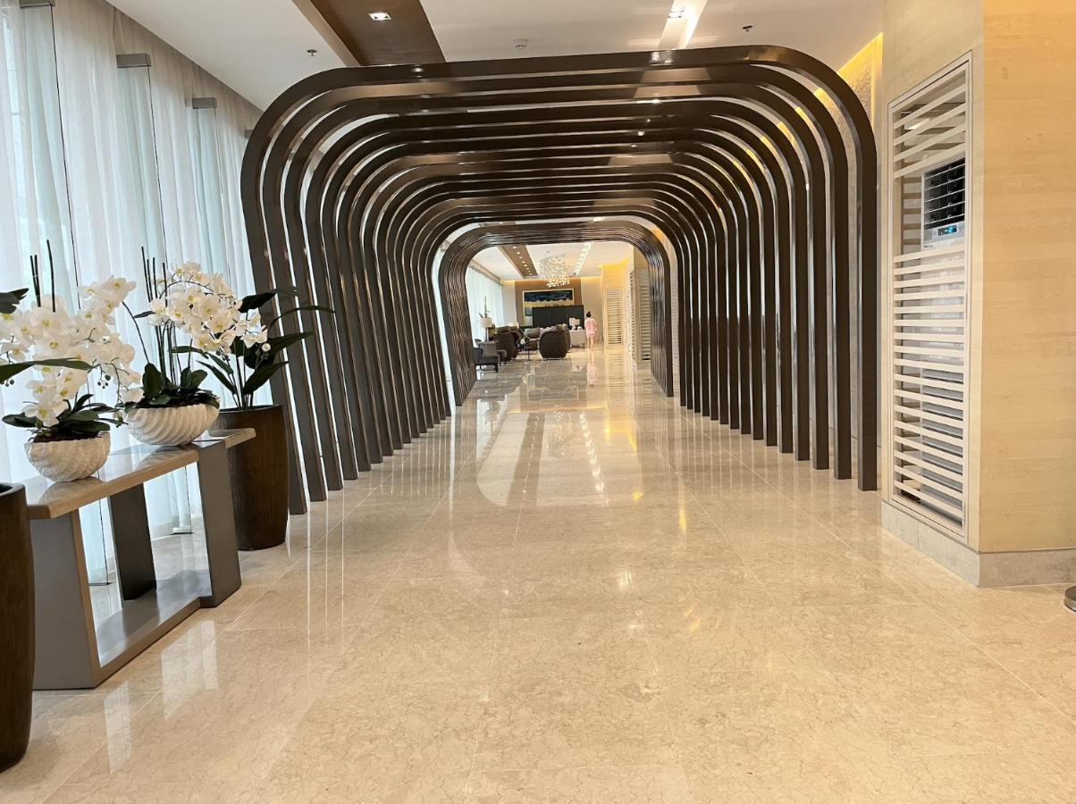 מנילה Shore 3 Residences, Tower 1 Mall Of Asia Complex, Pasay City, Metro Mania מראה חיצוני תמונה