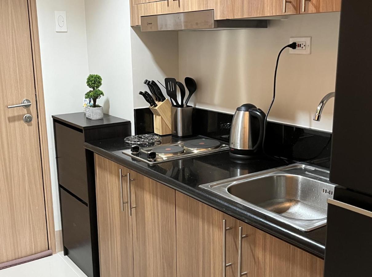 מנילה Shore 3 Residences, Tower 1 Mall Of Asia Complex, Pasay City, Metro Mania מראה חיצוני תמונה